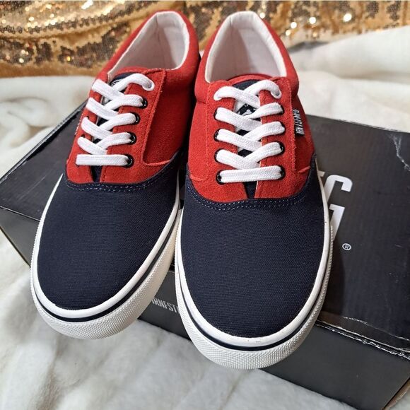 NIB Iron Fist Sneakers Kid Simsole - Picture 2 of 7